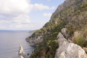 Overhanging-Cliffs-View-Cap-De-Formentor